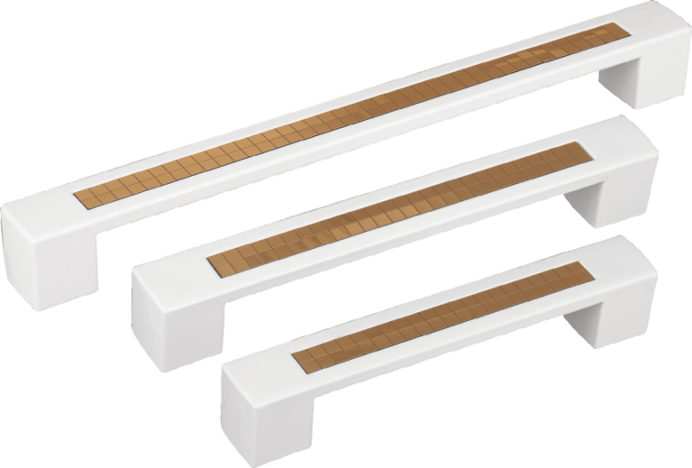 Maner alb+galben din plastic cu model (X6-93-160MM)