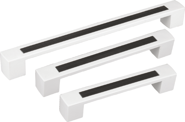 Maner alb+negru din plastic cu model (X6-91-128MM)