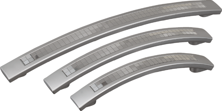 Maner saten+crom din plastic cu model (X5-102-128MM)