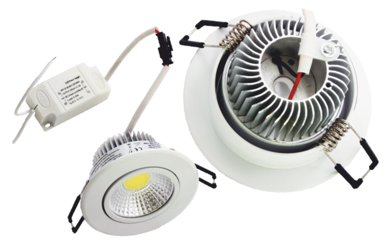 Spot reglabil alb cu led (7W-6 500K)